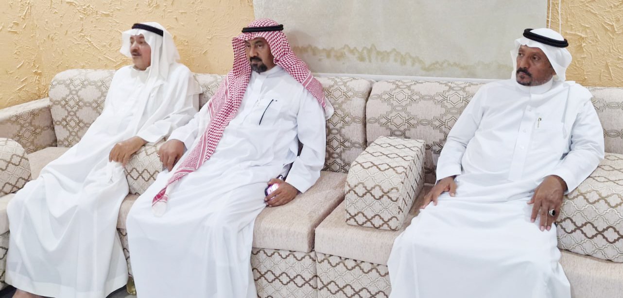 المكتب التعـريفي لجمعية المتقاعدين بصامطة يعقد اجتماعه الأول