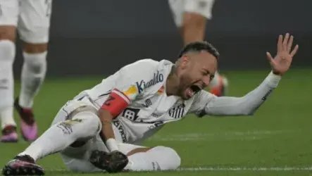 نيمار ينهار من البكاء في قمة الدوري البرازيلي