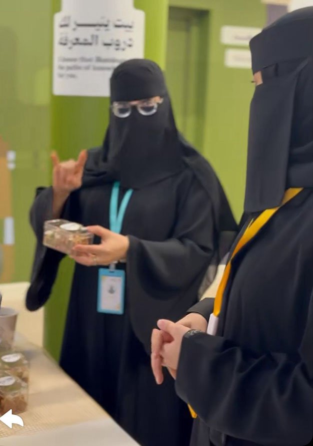 حين تمتدّ الأيدي لتصنع ضوءًا… يبقى الأمل أجمل حكاية