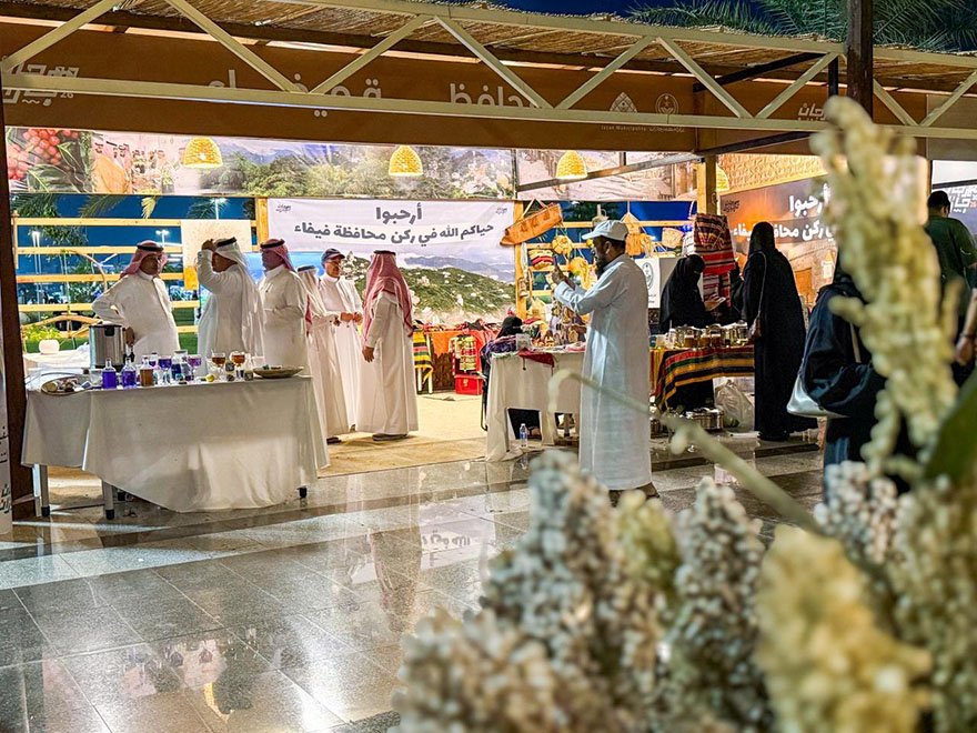 ركن محافظة فيفاء يتألق في "شتاء جازان 2026" ويجذب الزوار بتراثه العريق ومنتجاته الزراعية