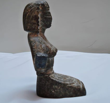 تقرير لقطعة أثرية تم العثورعليها بمحافظة فيفاء