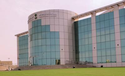 أدبي جازان… حين تُضاء الذاكرة بثلاث ليالٍ من الورق والروح