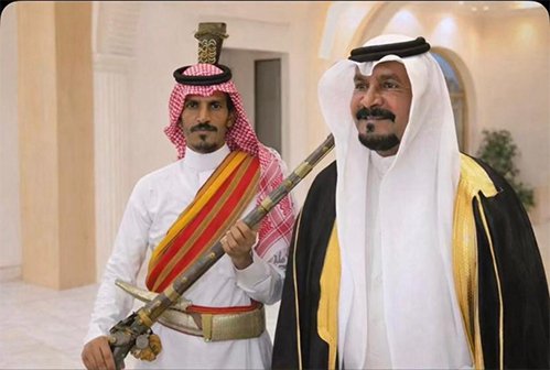 أحد أبناء الباحة يسطّر موقفًا إنسانيًا خالدًا.. تبرع بكليته لابن عمه في مشهد يبعث على الفخر