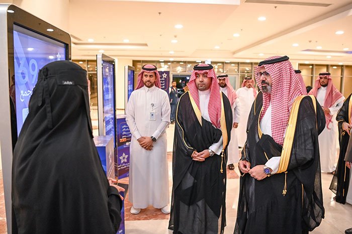 نائب أمير جازان يشهد حفل ختام أعمال تجمع جازان الصحي 2025