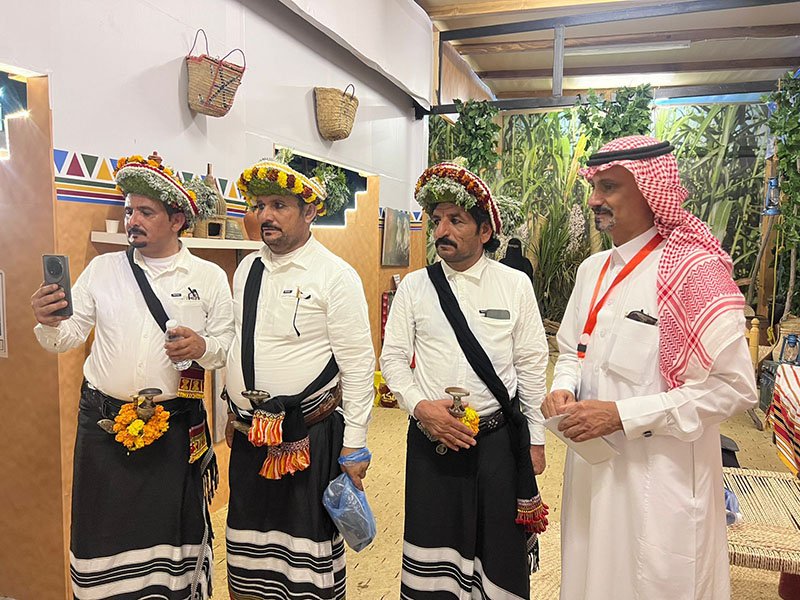 زوار من جميع الأماكن والدول يشيدون محافظة الطوال" بمهرجان جازان 2026