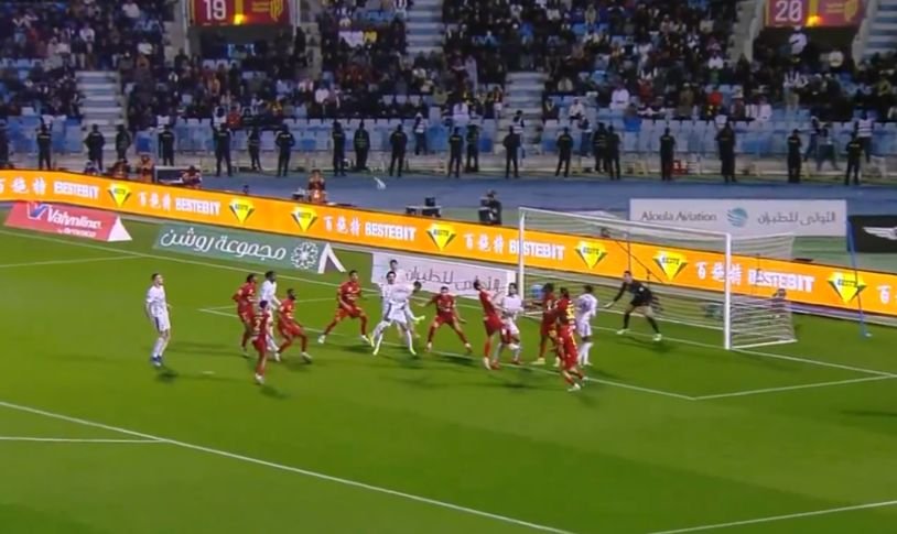 "أخبار رياضيه "الهلال يتعادل "2-2" مع القادسية في الدوري روشن للمحترفين .