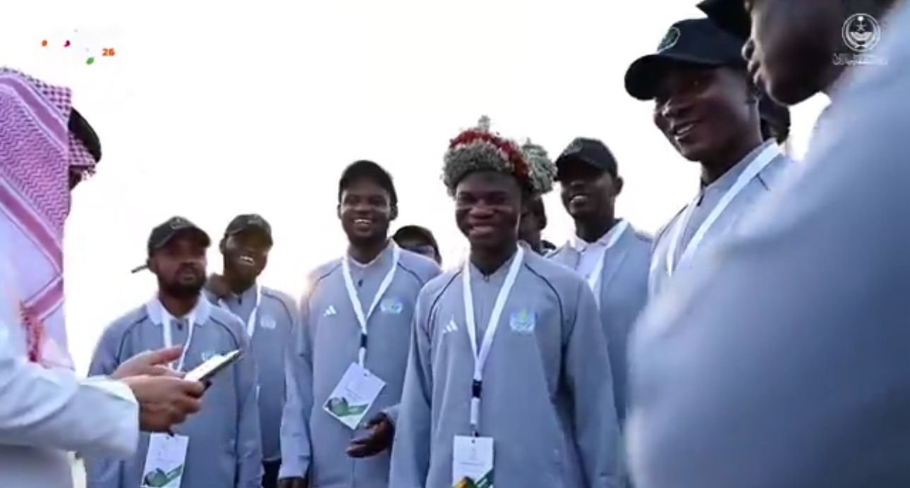 جولة ثقافية لطلاب المنح بجامعة جازان… تنوّع إنساني يحتفي بتراث المكان