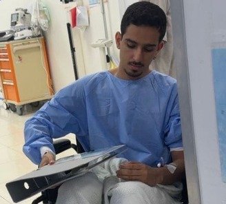 الكاتب والإعلامي علي الحمدي يخضع لعملية جراحية ناجحة ويشكر كادر مستشفى القوات المسلحة بجازان