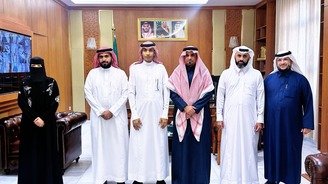 محافظ صبيا يطّلع على أهداف ورسالة "سفارة جمعية الأدب المهنية" بالمحافظة