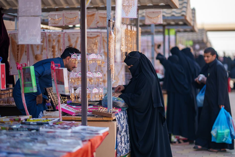 بلدية محافظة صبيا تنجز المرحلة الأولى من مشروع سوق صبيا الشعبي