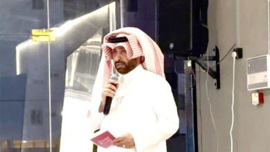 في ضوء الحرف … حين يتحوّل المقهى إلى منبر للمعنى