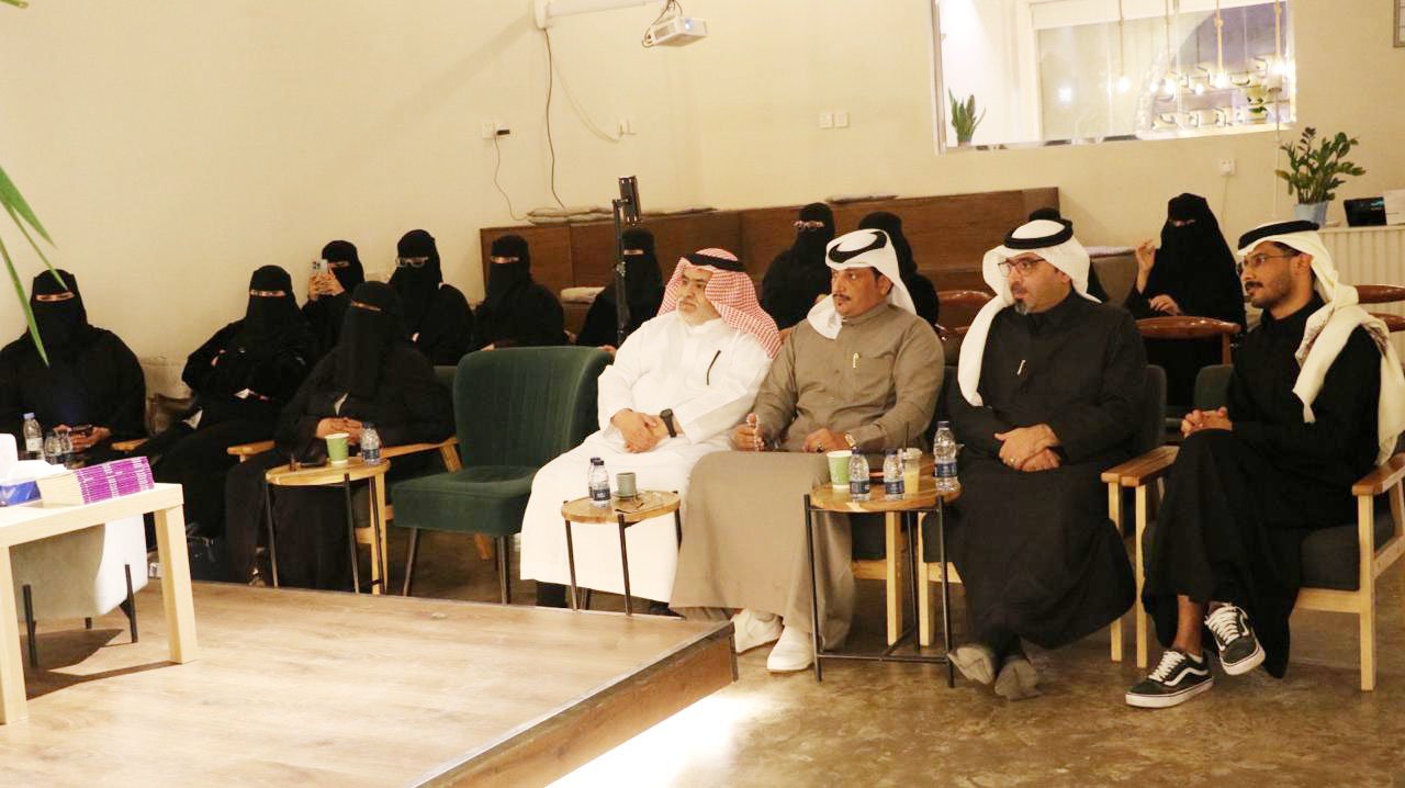 هدى العطوى ليلة أدبية بمقهى نمو الثقافي