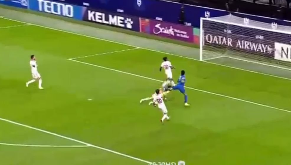 الهلال يفوز على الوحدة بثنائية ويعزز صدارته لدوري أبطال آسيا للنخبة