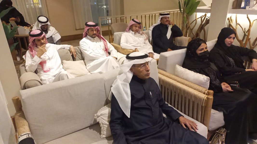 الطائف تُكثّف العالم في أمسية القصة القصيرة