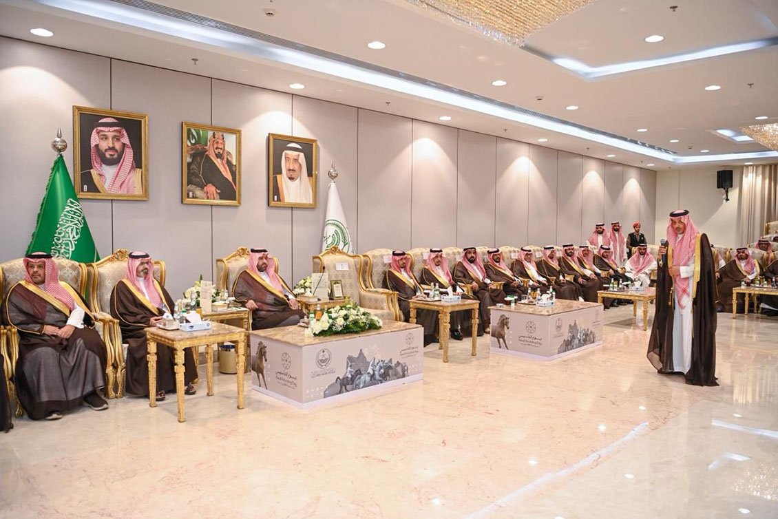 أمير جازان ونائبه يشاركان منسوبي الإمارة الإفطار الرمضاني السنوي
