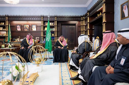 سمو الأمير الدكتور حسام بن سعود يطّلع على تقرير عن الأندية الرياضية في منطقة الباحة، ومنجزات فرع وزارة الرياضة وخططه وبرامجه التطويرية