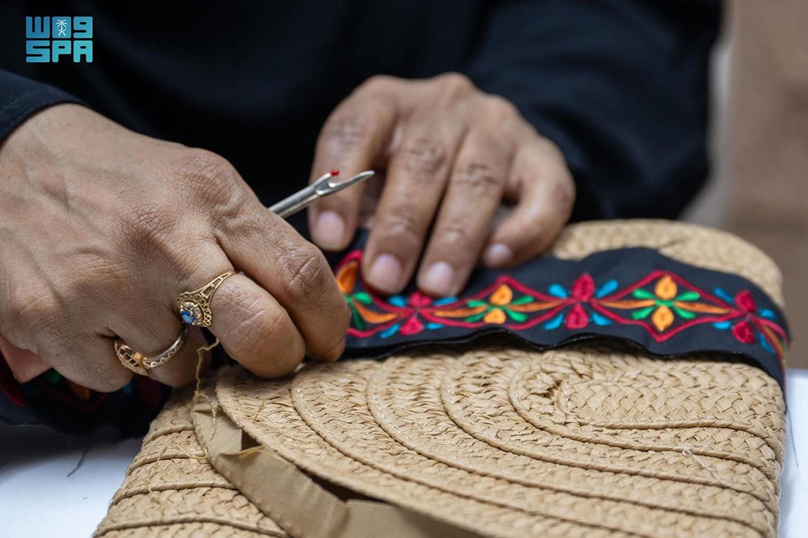 الحِرَفُ السعودية تدخل مرحلة تنظيم وتمكين جديدة