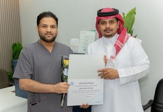 بالمرور على أقسامهم.. مدير مستشفى الحرث العام يكرّم المتميزين لعام 2025 ويثمّن دعم الرئيس التنفيذي لتجمع جازان الصحي