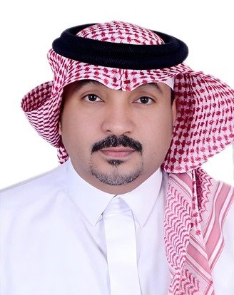 أنور حكمي.. حين يتحوّل الشغف إلى بوصلة، والسياحة إلى رسالة