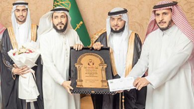 رئيس وأعضاء “تحفيظ الطوال” يشاركون المدير التنفيذي فرحته بزواجه