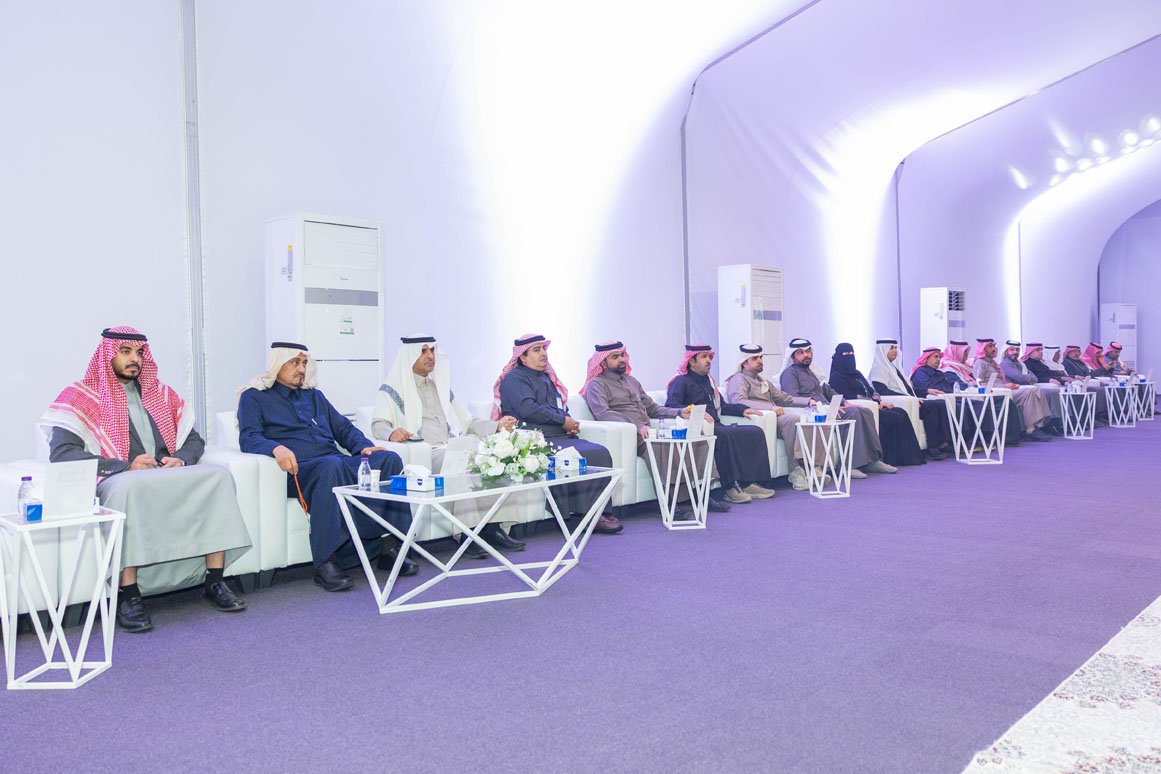 فرع وزارة الموارد البشرية بتبوك يؤكد حرصه على تمكين الكوادر الوطنية وتعزيز الاستقرار الوظيفي