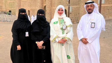 راية المجد ترفرف في خاصرة عين زبيدة.. ونجوم السياحة تحتفي بيوم العلم السعودي