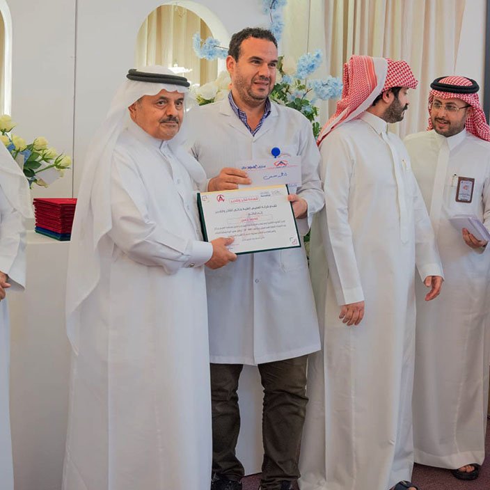 تجديد اعتماد مختبر مستشفى العميـس بجازان من الجمعية الأمريكية لعلم الأمراض