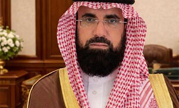 الشمري يرفع الشكر للقيادة بمناسبة الثقة الملكية الكريمة بترقيته الى المرتبة الرابعة عشرة