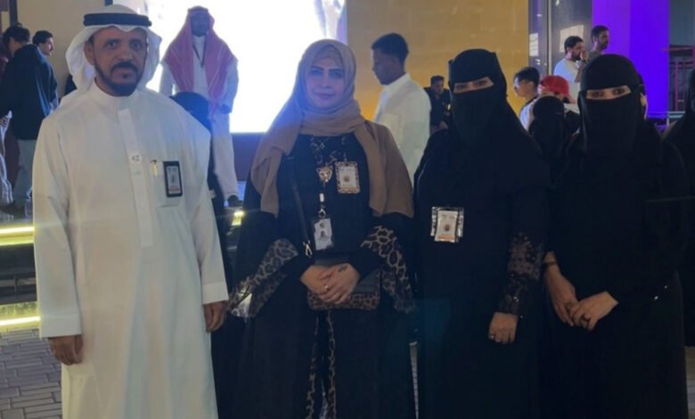 نجوم السياحة تتألق في “فوانيس مكة” وتوثّق المشهد الرمضاني باحترافية إعلامية