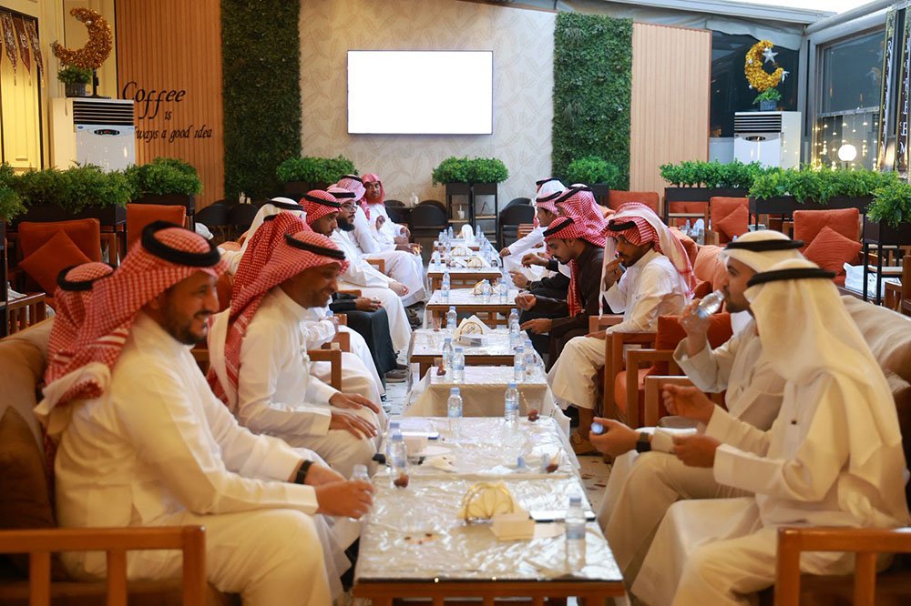 في ليلة عنوانها التراحم.. "أيتام صبيا" تجمع أبناءها ورموز المجتمع على مائدة الإفطار السنوي الأول لعام 1447هـ