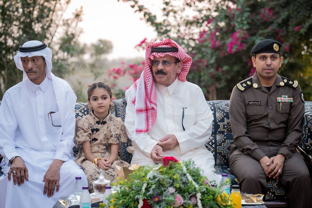 محافظ أحد المسارحة يشارك الأيتام مأدبة الإفطار السنوي تزامناً مع "اليوم العالمي لليتيم