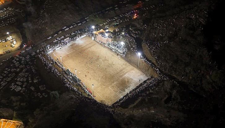 تتويج فريق البيرق بطلاً لبطولة الحزم الرمضانية بالدائر