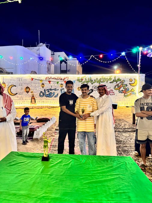 ختام الأنشطة الرياضية الرمضانية بحارة الأمجاد بالمباركة وتوزيع هدايا على الحضور