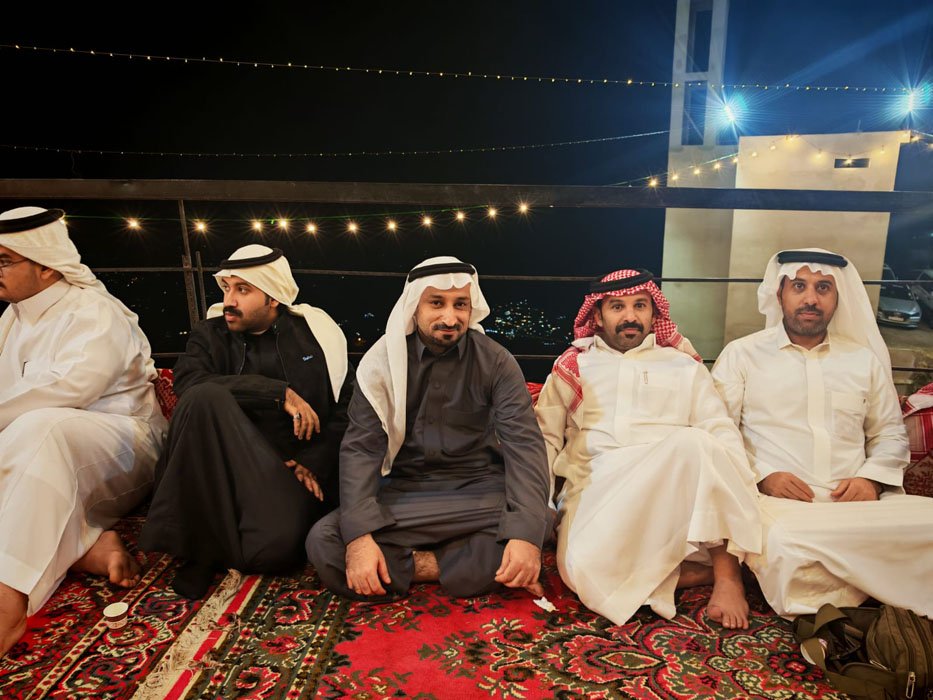 أبناء الشيخ أحمد أسعد العبدلي يحتفلون بعيد الفطر بمحافظة فيفاء