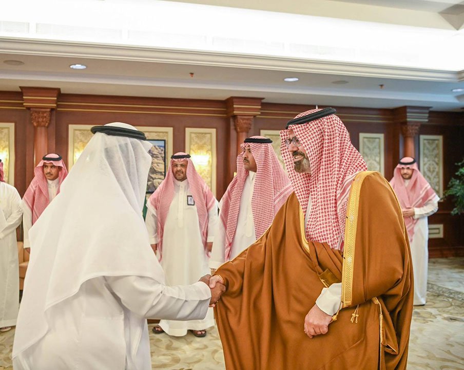 نائب أمير جازان يستقبل المهنئين بعيد الفطر