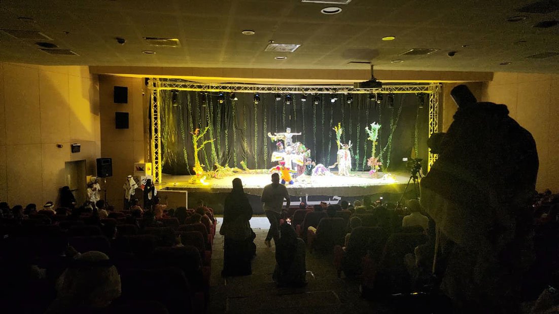 بيت الثقافة بجازان يحتضن “همس الغابة” ضمن فعاليات اليوم العالمي للمسرح