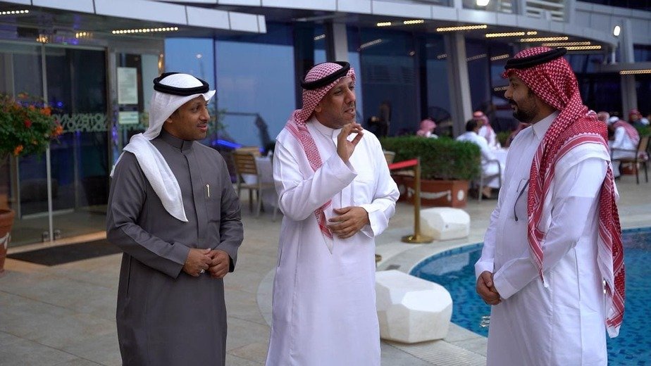 في أجواء رمضانية ملؤها المودة.. "بيئة جازان" يُنظم إفطاره السنوي ويُكرم المتميزين في "أنت كفو"