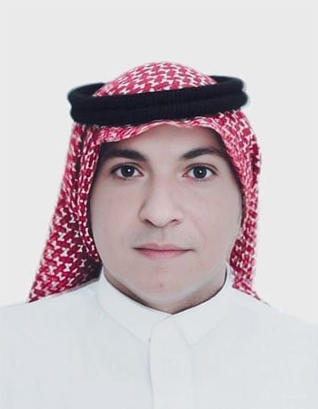 على كتف الألم…