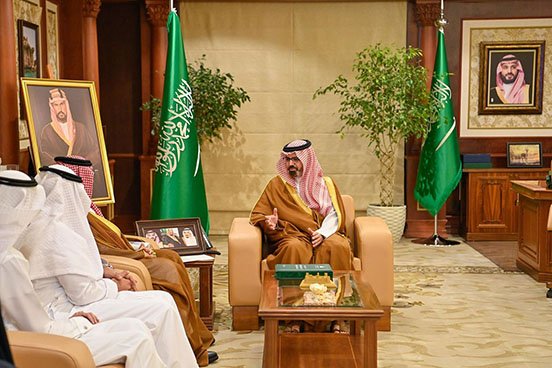 نائب أمير جازان يستقبل أمين المنطقة ويطّلع على مبادرات الأمانة