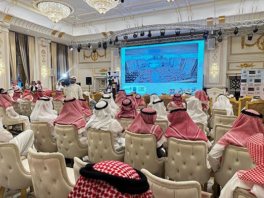 برعاية محافظ جدة.."قراءة النص" يدشن فعاليات دورته الـ(22) ويكرّم "قدس"