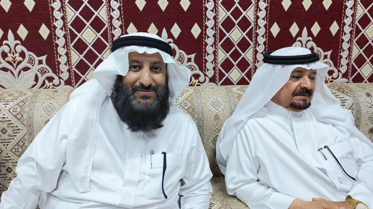 الشاعر عيسى الفيفي في ضيافة رجل الأعمال أحمد المشنوي بتبوك