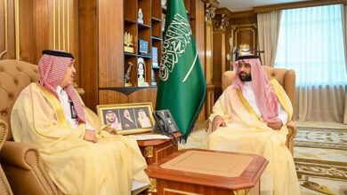 أمير منطقة جازان يستقبل مدير فرع الهيئة العامة للنقل بالمنطقة.