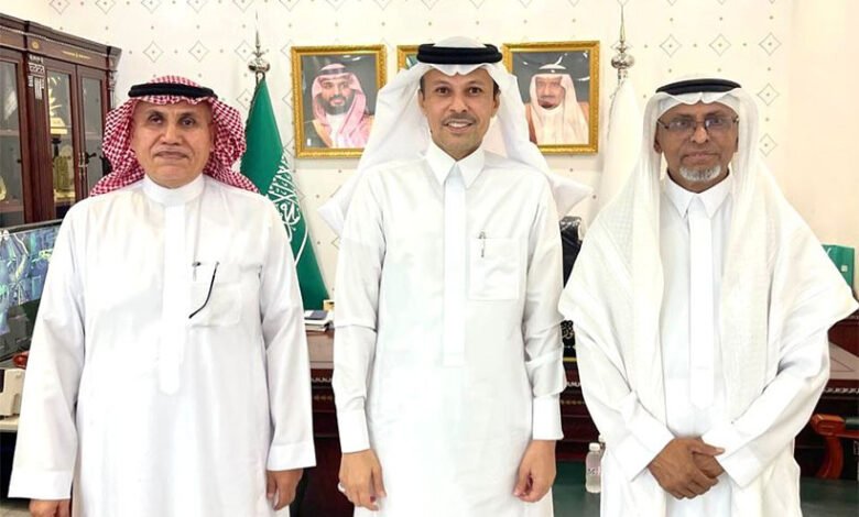 رئيس مجلس جمعية الريادة السياحية يزور آمين عام غرفة جازان