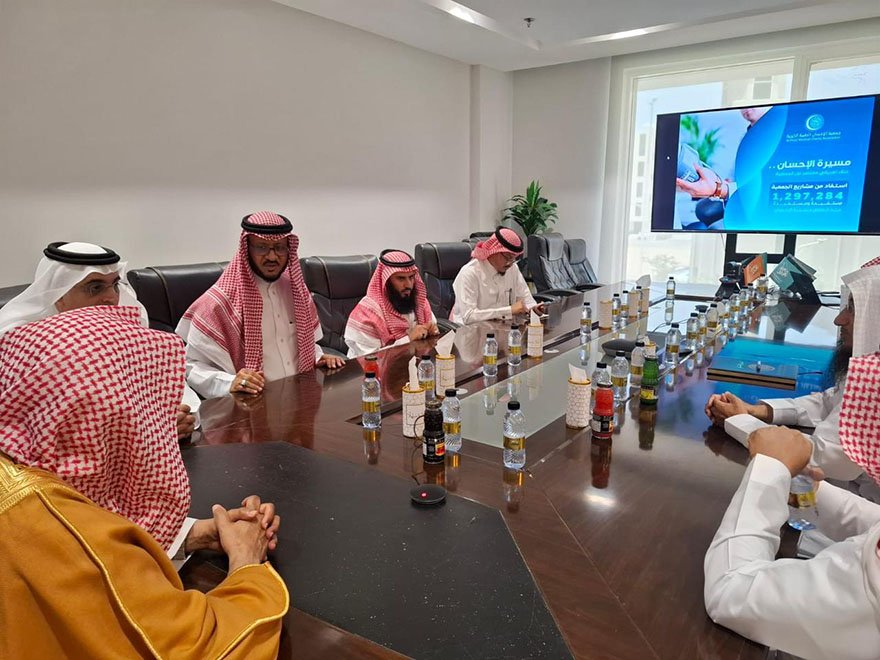 ‏"البصيلي":يزور جمعية الإحسان الطبية الخيرية بالمنطقة ..