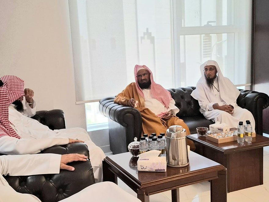 ‏"البصيلي":يزور جمعية الإحسان الطبية الخيرية بالمنطقة ..