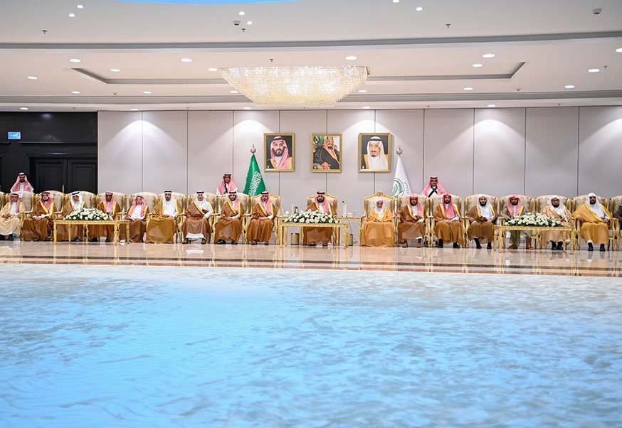 أمير منطقة جازان يكرم الطلاب والطالبات الحاصلين على جائزة "منافس 2025"