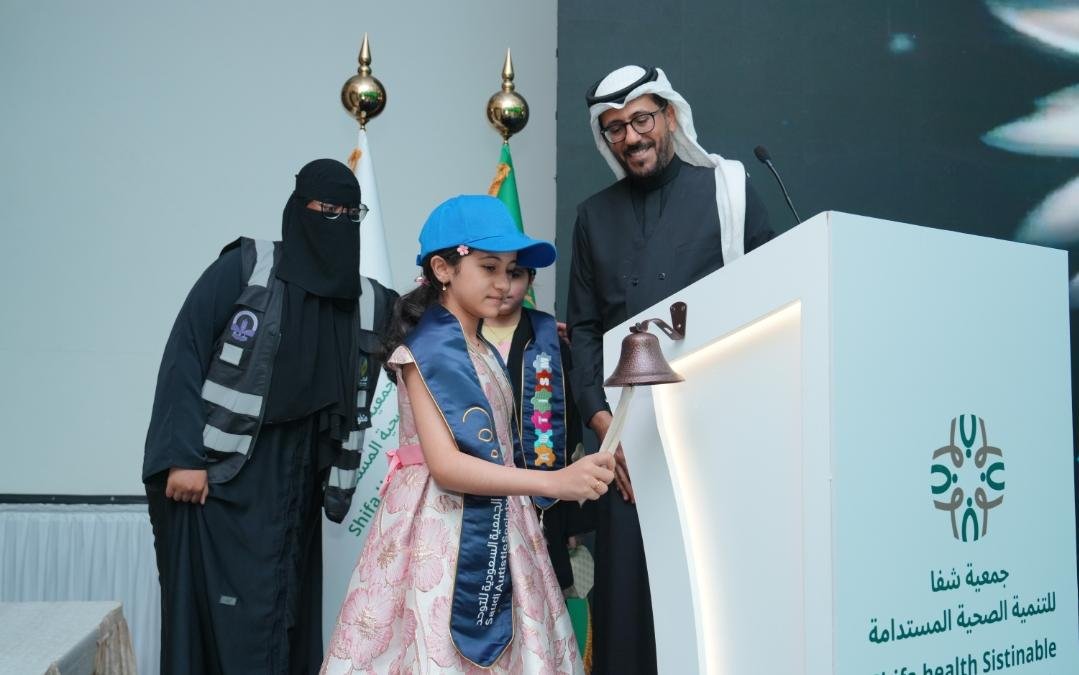 شعلة أمل تضيء سماء جدة لدعم أطفال التوحد والسرطان والكلى
