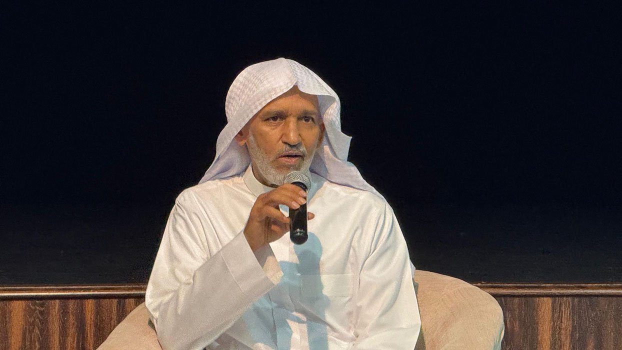 "شعر قريش في الجاهلية” يعود للحياة في الطائف