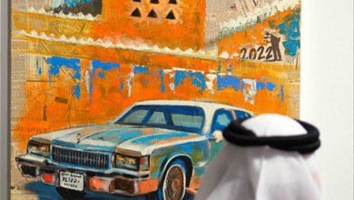انطلاق معرض “بهجة العيد” بجدة بمشاركة 24 فنانًا وسط حضور لافت واقتناء أعمال فنية