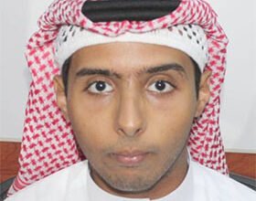نُورٌ يَنْهَضُ فِي الدَّاخِلِ